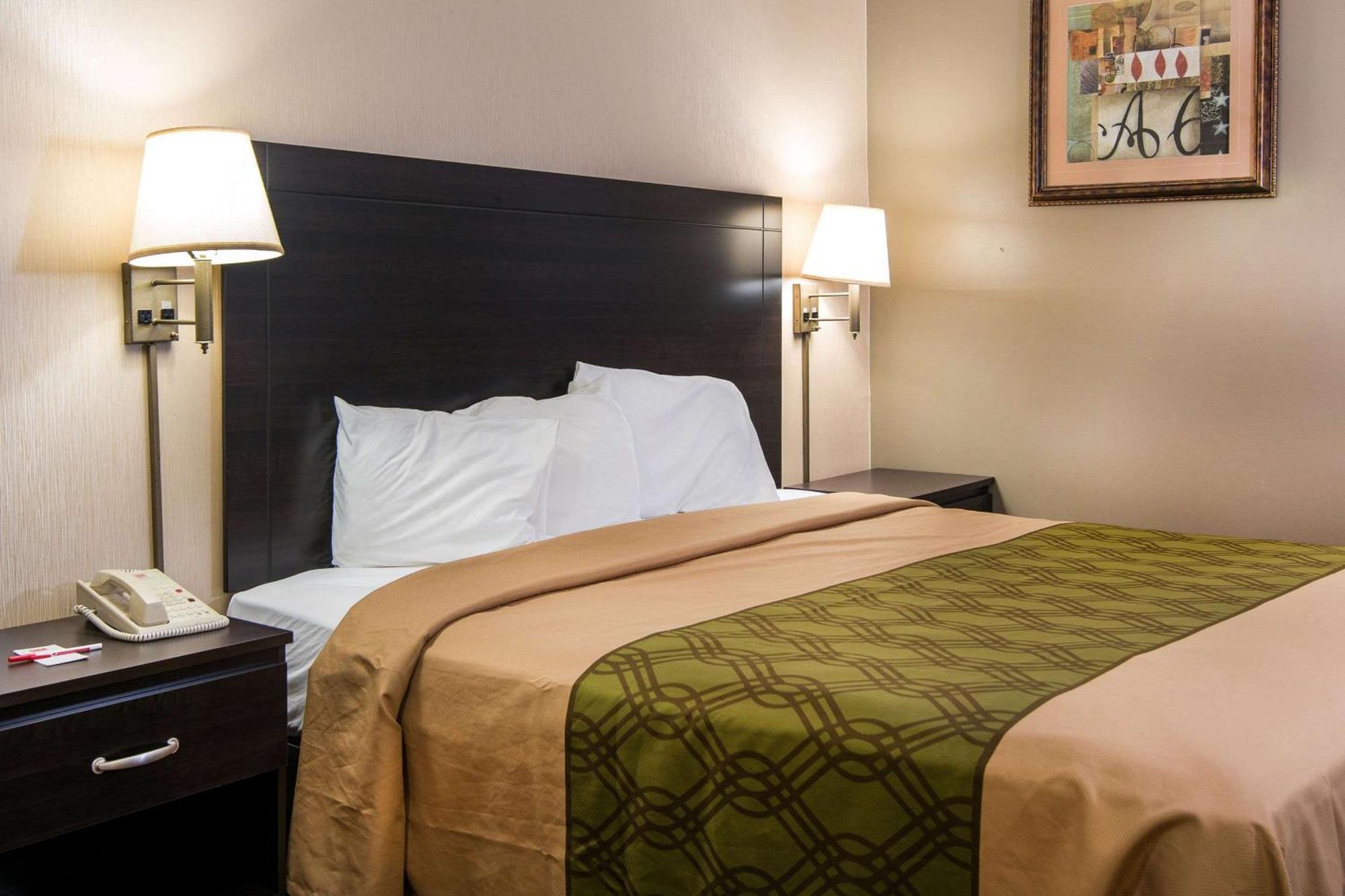 Econo Lodge Selma Εξωτερικό φωτογραφία