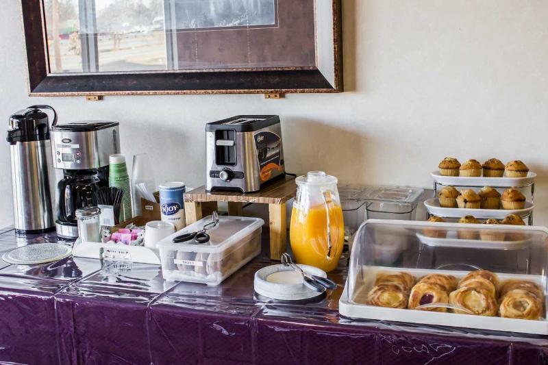 Econo Lodge Selma Εξωτερικό φωτογραφία